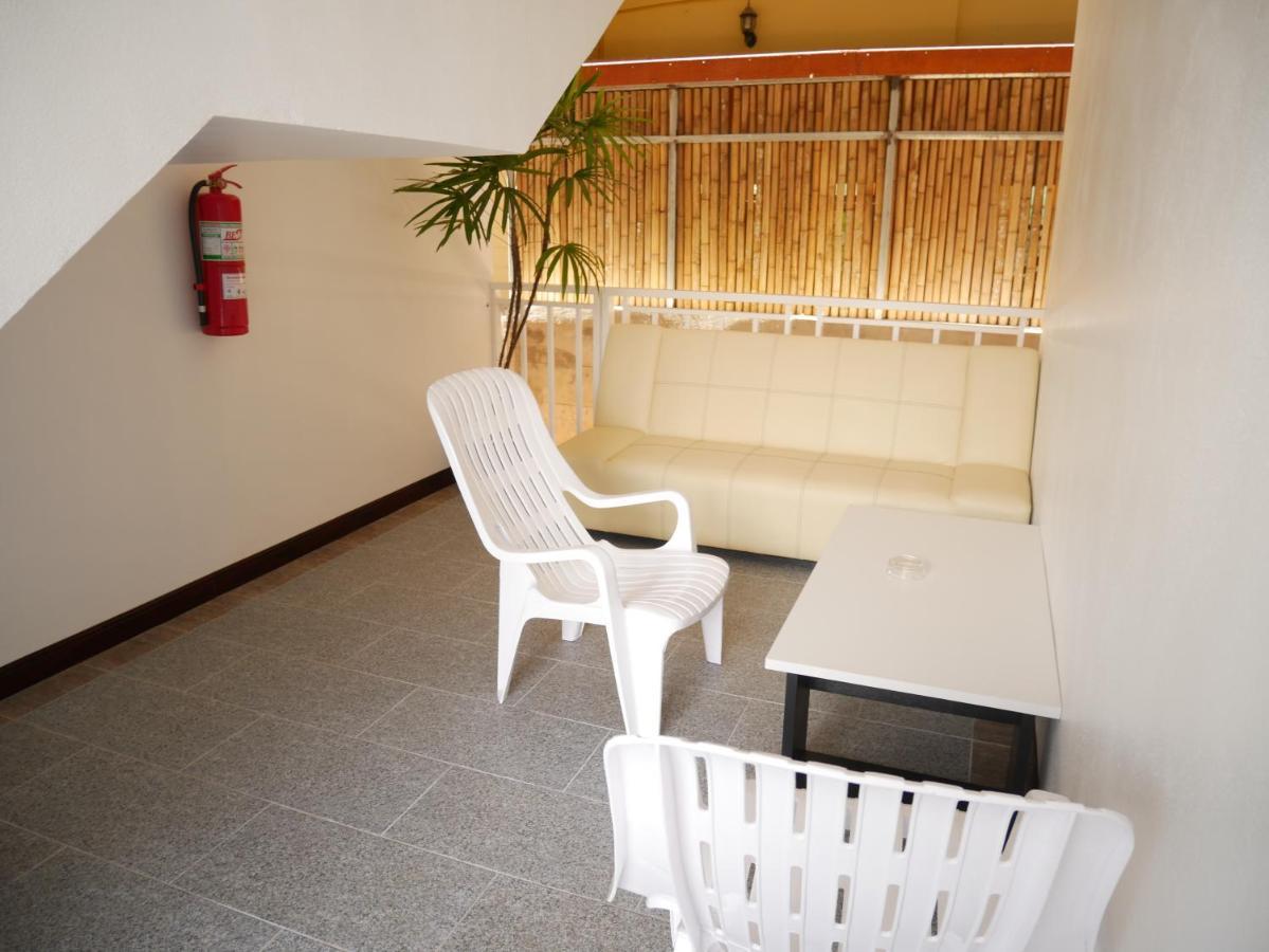 Sabaidee Mansion&hotel Apartment *